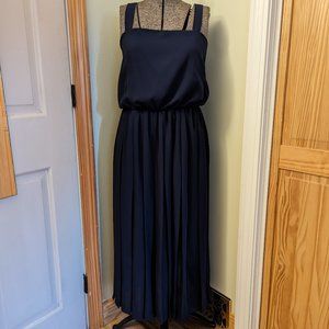 Women's Navy Blue Size 10 Strap Dress USA Made New-Vintage Fundraiser Item
